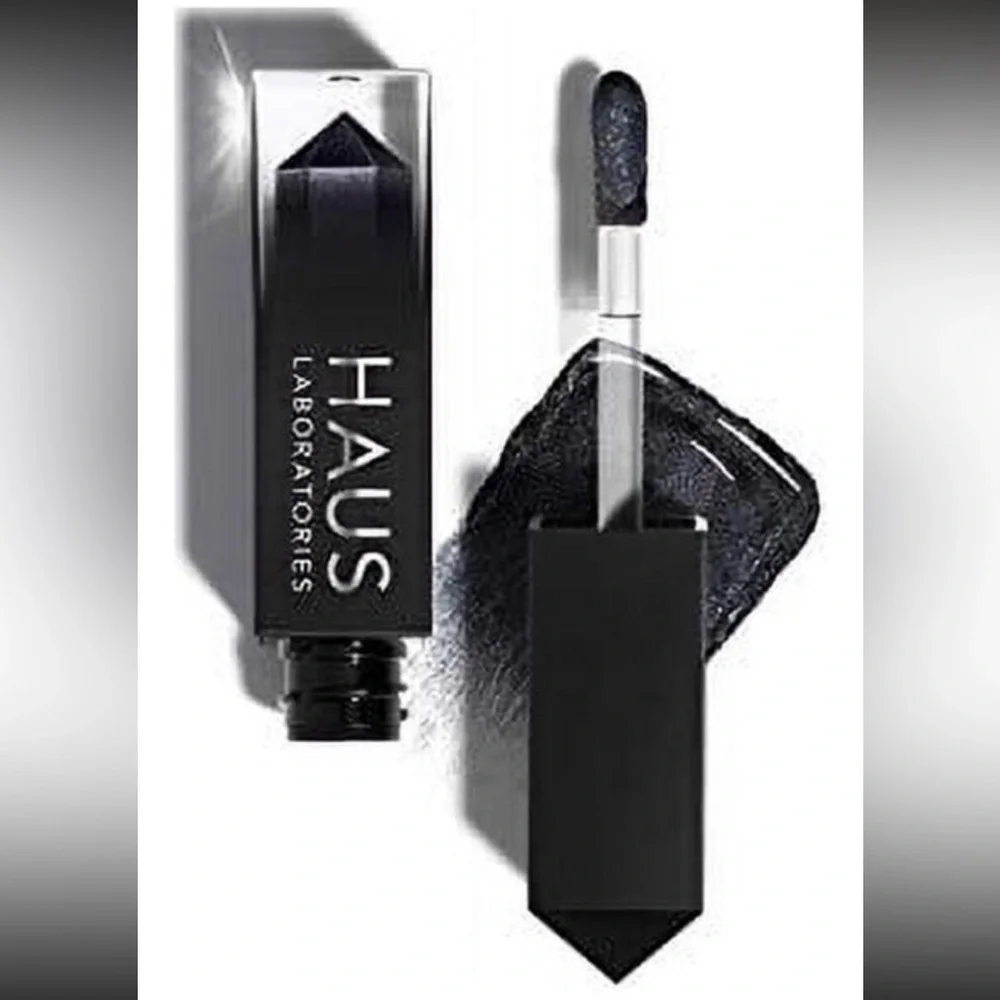 💎 HAUS LABORATORIES by Lady Gaga: Glam Attack Liquid Shimmer Chained Ballerina